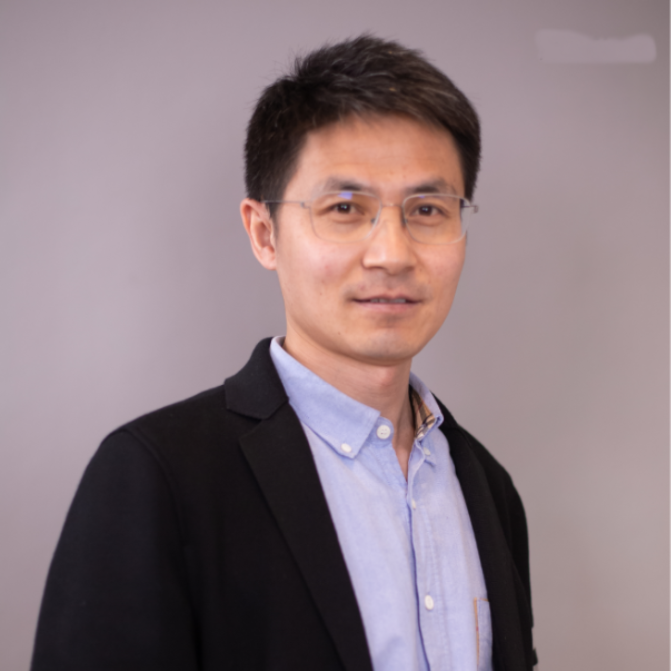 白朋飞导师照片